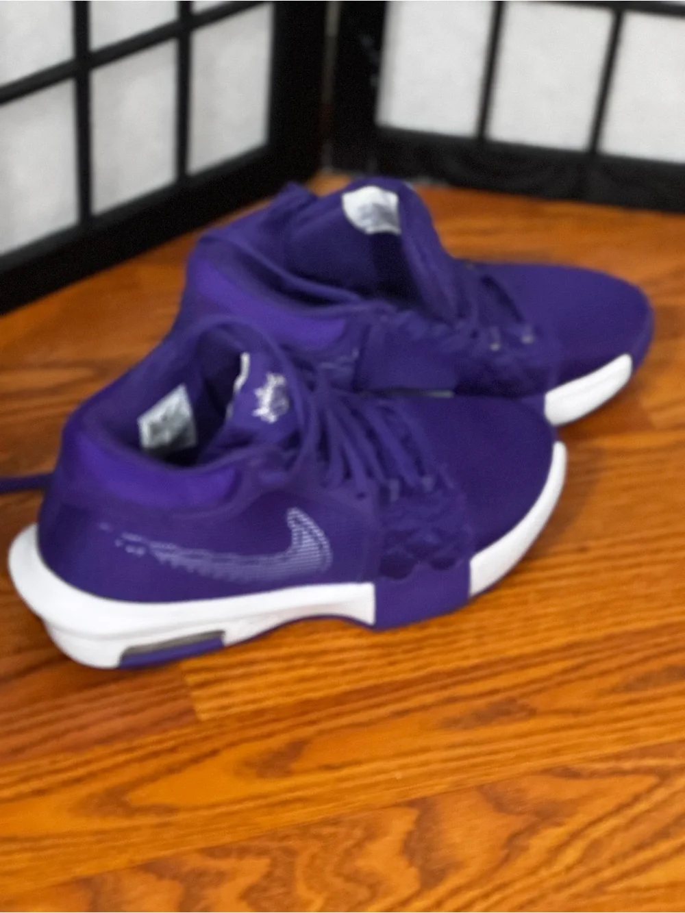 Brand New LeBron Witness 8, Basketball.shies